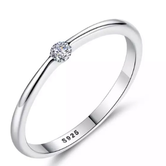 Jewelry - Classic 925 Sterling silver ring